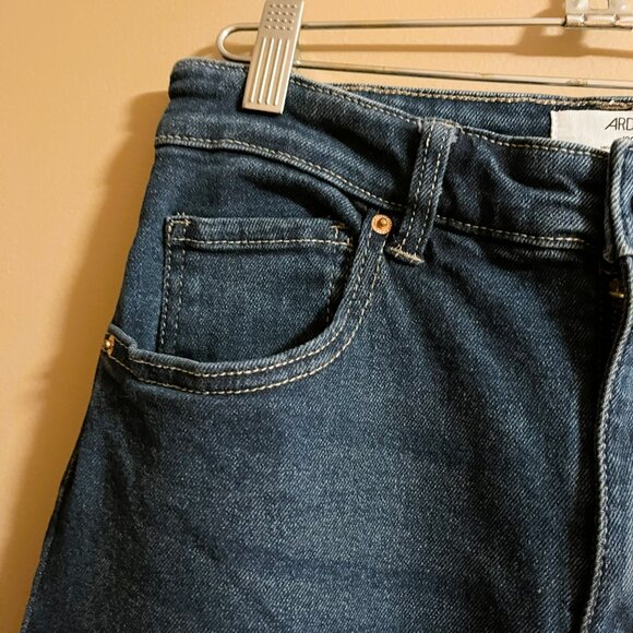 NWOT '90s High Rise  Mom Jeans Slight stretch Size 28 Sz 03 - Picture 6 of 8